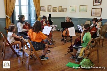La música de Boccherini brinda un gran festival en Arenas
