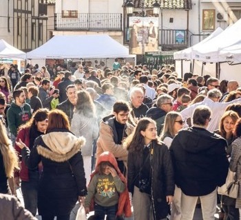 La Feria del Queso de Cabra y Pimentón cumple expectativas