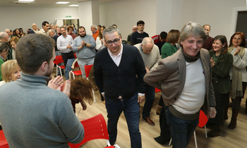 Martínez abre en Palencia su gira como nuevo líder del PSOE