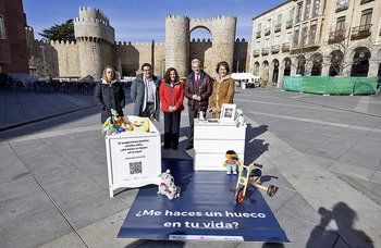 Ávila tiene 52 menores a la espera del acogimiento familiar